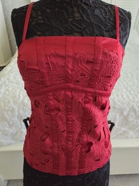 Red Lace Appliqué Tank Top